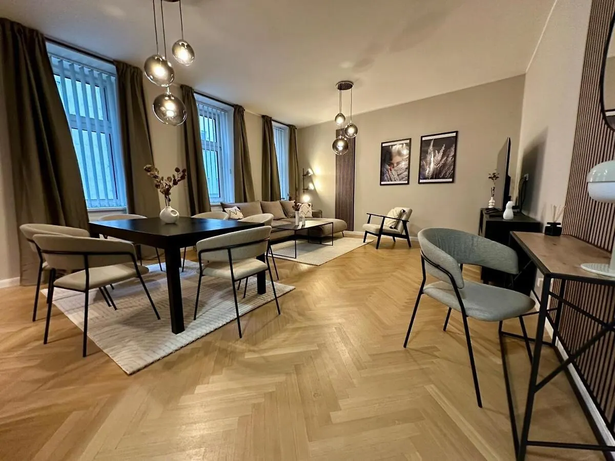 Belvedere Central Station Apartment Vienna